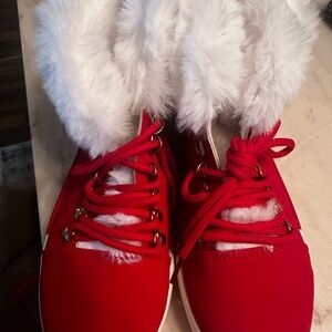 Women's Red Faux-Fur Trim Lace-Up Ankle Booties